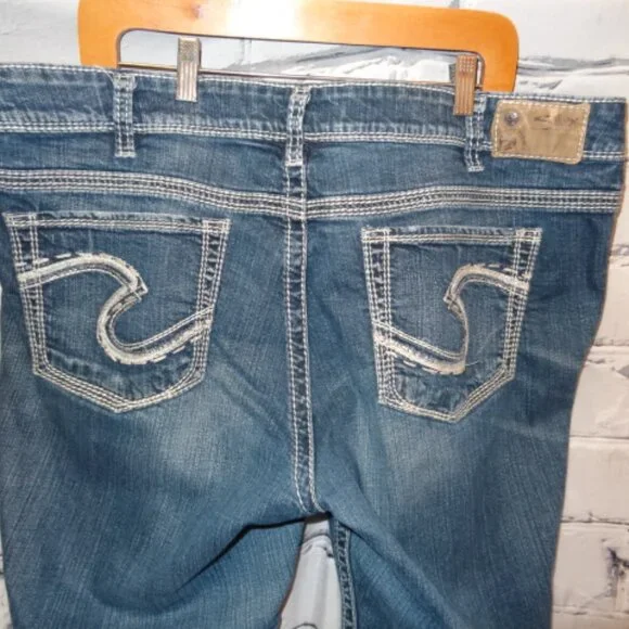 Silver Jeans Co Suki Blue Jeans - Picture 5 of 9